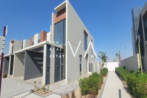Maison de ville à Dubai, 4 chambres, 251.94 m², № 52865 - photo 8