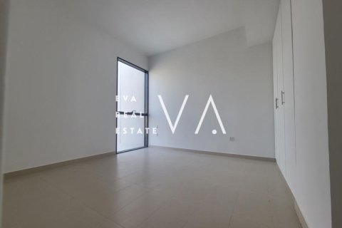 Maison de ville à Dubai, 4 chambres, 251.94 m², № 52865 - photo 3