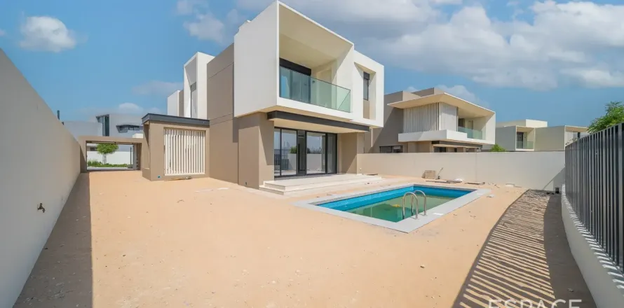 Вилла в Джабаль-Али, Дубай, 4 спальни, 376м², № 122262
