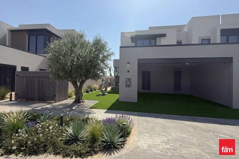Townhouse in Jebel Ali, Dubai 4 bedrooms, 356.9 sq.m. № 113452 - photo 2