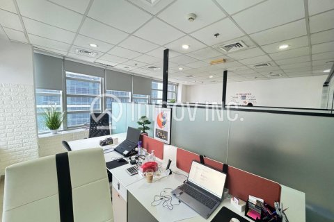 Office in Business Bay, Dubai 87 sq.m. № 77129 - photo 5