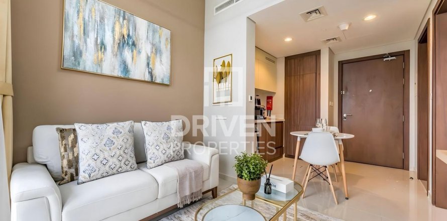 Apartamento en Business Bay, Dubai, 1 dormitorio, 43.76 m², № 140768