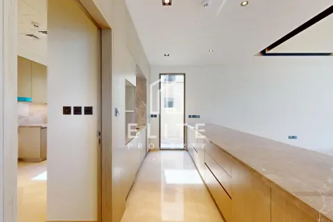 Villa en Golf Place, Dubai Hills Estate, Dubai, 4 dormitorios, 691 m², № 124919 - foto 8