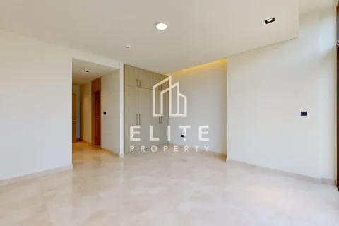 Villa en Golf Place, Dubai Hills Estate, Dubai, 4 dormitorios, 691 m², № 124919 - foto 3