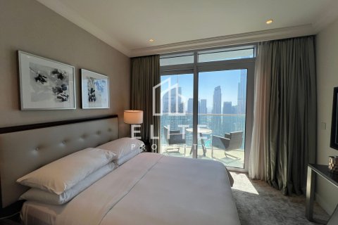 Снять в аренду пентхаус в The Address Residence Fountain Views, Даунтаун Дубай (Даунтаун Бурдж Дубай), Дубай: 4 спальни, 254м², № 124918 - фото 13