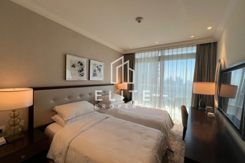 Снять в аренду пентхаус в The Address Residence Fountain Views, Даунтаун Дубай (Даунтаун Бурдж Дубай), Дубай: 4 спальни, 254м², № 124918 - фото 6
