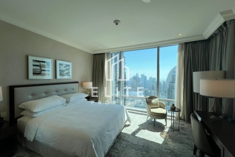 Снять в аренду пентхаус в The Address Residence Fountain Views, Даунтаун Дубай (Даунтаун Бурдж Дубай), Дубай: 4 спальни, 254м², № 124918 - фото 5