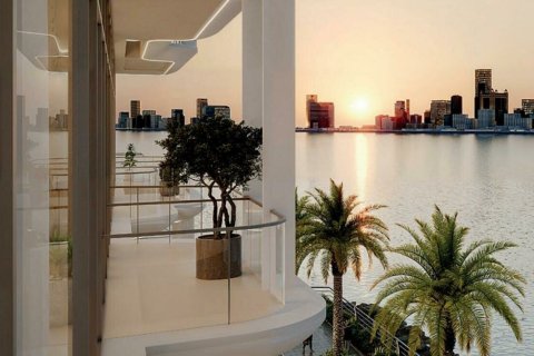 Apartment in Dubai 4 bedrooms, 235 sq.m. № 101325