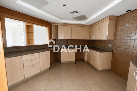 Apartment in Shoreline Apartments, Palm Jumeirah, Dubai 3 bedrooms, 201 sq.m. № 141400 - photo 3