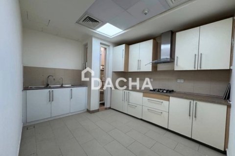 Villa en Jumeirah Village Circle, Dubai, 4 dormitorios, 287 m², № 115695 - foto 2