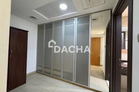 Villa en Jumeirah Village Circle, Dubai, 4 dormitorios, 287 m², № 115695 - foto 3