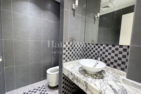 Снять в аренду виллу в Jumeirah Park Homes, Jumeirah Park, Дубай: 4 спальни, 538.85969672м², № 97955 - фото 6