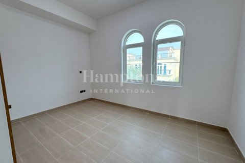 Снять в аренду виллу в Jumeirah Park Homes, Jumeirah Park, Дубай: 4 спальни, 538.85969672м², № 97955 - фото 5