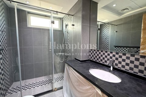 Снять в аренду виллу в Jumeirah Park Homes, Jumeirah Park, Дубай: 4 спальни, 538.85969672м², № 97955 - фото 8