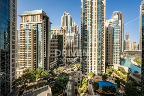 Apartment in The Residences, Downtown Dubai (Downtown Burj Dubai), Dubai 2 bedrooms, 134.9 sq.m. № 136660 - photo 14