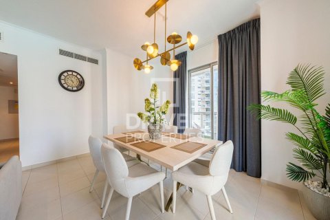 Apartment in The Residences, Downtown Dubai (Downtown Burj Dubai), Dubai 2 bedrooms, 134.9 sq.m. № 136660 - photo 4