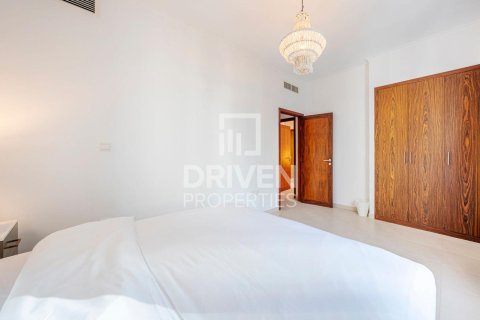 Apartment in The Residences, Downtown Dubai (Downtown Burj Dubai), Dubai 2 bedrooms, 134.9 sq.m. № 136660 - photo 6