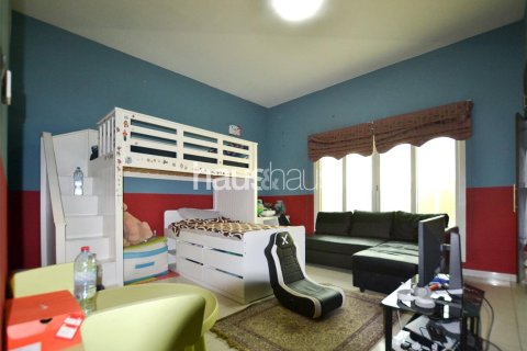 Villa in Jumeirah Village Circle, Dubai 4 bedrooms, 340 sq.m. № 43763 - photo 8
