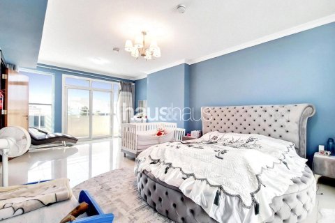 Maison de ville à Jumeirah Village Circle, Dubai, 4 chambres, 409 m², № 43759 - photo 5