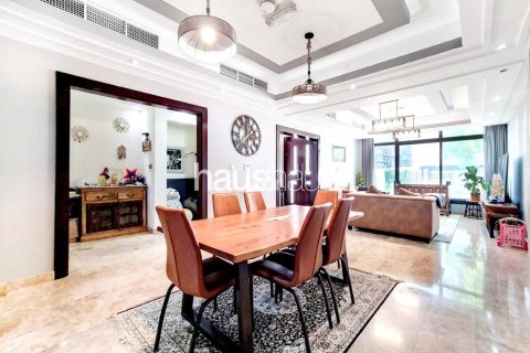 Maison de ville à Jumeirah Village Circle, Dubai, 4 chambres, 409 m², № 43759 - photo 3