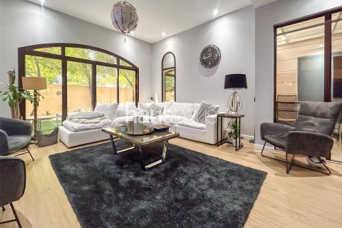 Townhouse in Mudon, Dubai 4 bedrooms, 352 sq.m. № 43951