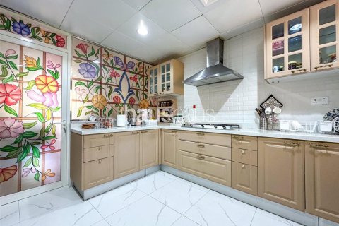 Adosado en The Springs, Dubai, 3 dormitorios, 240 m², № 43954 - foto 7