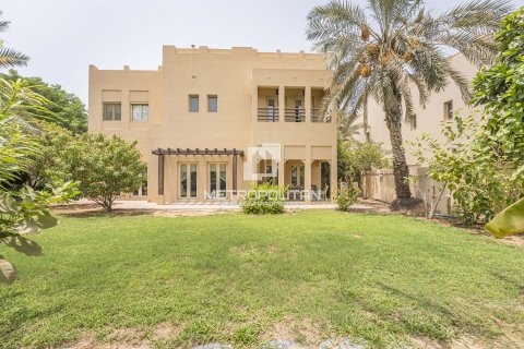 فيلا في Meadows, دبي 4 غرف نوم, 827 م² رقم 72976