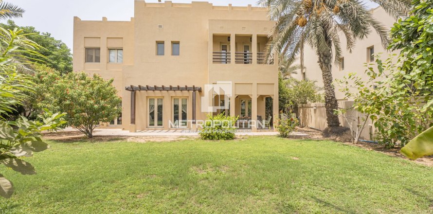 فيلا في Meadows, دبي 4 غرف نوم, 827 م² رقم 72976