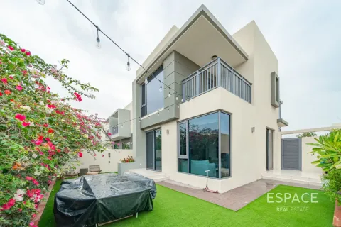 Villa à Dubai Hills Estate, Dubai, 4 chambres, 230 m², № 122880