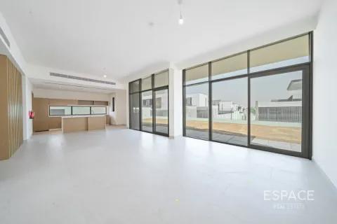 Townhouse in Al Furjan, Dubai 5 bedrooms, 442 sq.m. № 122881 - photo 2