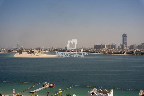 Apartment in Palm Jumeirah, Dubai 4 bedrooms, 312 sq.m. № 16105 - photo 28