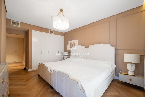 Apartment in Palm Jumeirah, Dubai 4 bedrooms, 312 sq.m. № 16105 - photo 16