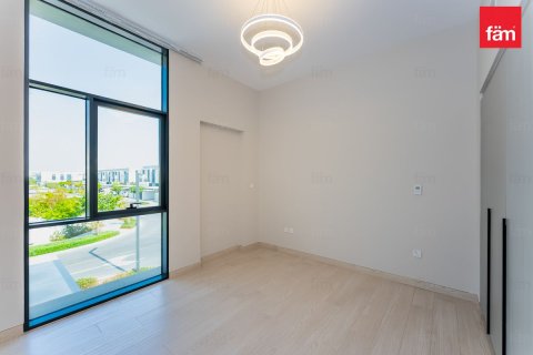 Villa in Al Furjan, Dubai 4 bedrooms, 456.5 sq.m. № 137635 - photo 14