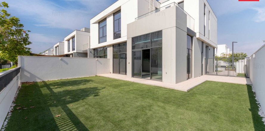 Villa in Al Furjan, Dubai 4 bedrooms, 456.5 sq.m. № 137635