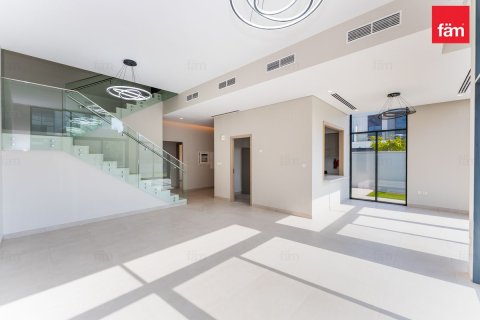 Villa in Al Furjan, Dubai 4 bedrooms, 456.5 sq.m. № 137635 - photo 2