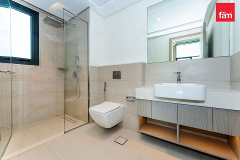 Villa in Al Furjan, Dubai 4 bedrooms, 456.5 sq.m. № 137635 - photo 27