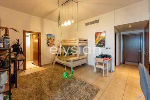 Apartment in Marina Residences, Palm Jumeirah, Dubai 3 bedrooms, 377 sq.m. № 37858 - photo 15