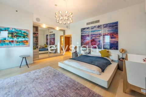 Apartment in Marina Residences, Palm Jumeirah, Dubai 3 bedrooms, 377 sq.m. № 37858 - photo 13