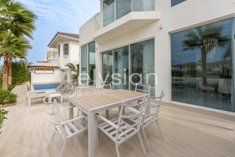 Villa in Garden Homes, Palm Jumeirah, Dubai 4 bedrooms, 622 sq.m. № 37857 - photo 25