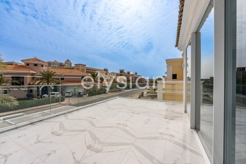 Villa in Garden Homes, Palm Jumeirah, Dubai 4 bedrooms, 622 sq.m. № 37857 - photo 21