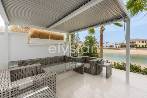 Villa in Garden Homes, Palm Jumeirah, Dubai 4 bedrooms, 622 sq.m. № 37857 - photo 5