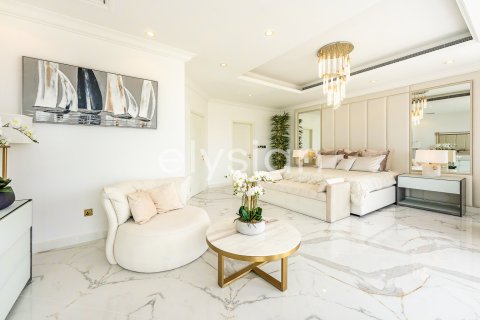 Villa in Garden Homes, Palm Jumeirah, Dubai 4 bedrooms, 622 sq.m. № 37857 - photo 16