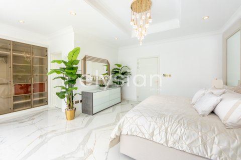 Villa in Garden Homes, Palm Jumeirah, Dubai 4 bedrooms, 622 sq.m. № 37857 - photo 14