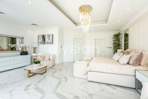 Villa in Garden Homes, Palm Jumeirah, Dubai 4 bedrooms, 622 sq.m. № 37857 - photo 18