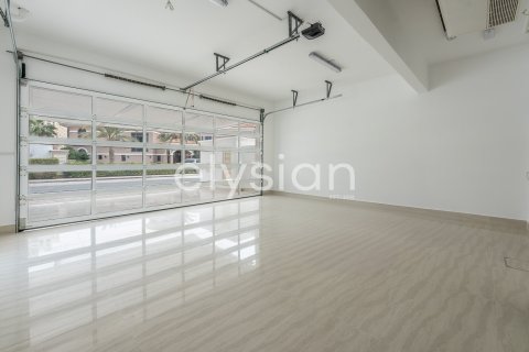 Villa in Garden Homes, Palm Jumeirah, Dubai 4 bedrooms, 622 sq.m. № 37857 - photo 27