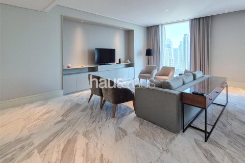 Apartment in Downtown Dubai (Downtown Burj Dubai), Dubai 4 bedrooms, 261 sq.m. № 45264 - photo 23