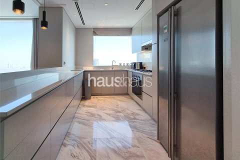 Apartment in Downtown Dubai (Downtown Burj Dubai), Dubai 4 bedrooms, 261 sq.m. № 45264 - photo 24