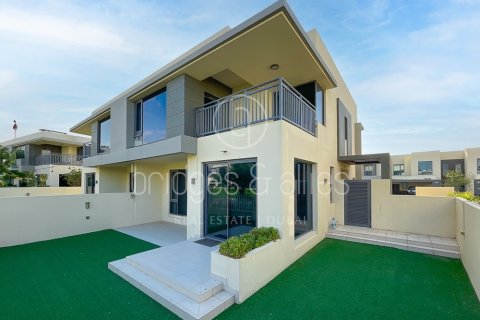 Villa in Dubai Hills Estate, Dubai 5 bedrooms, 254 sq.m. № 137724