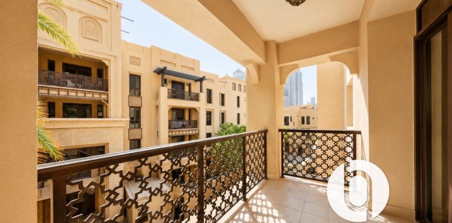 Apartment in Old Town, Dubai 3 bedrooms, 176 sq.m. № 137726