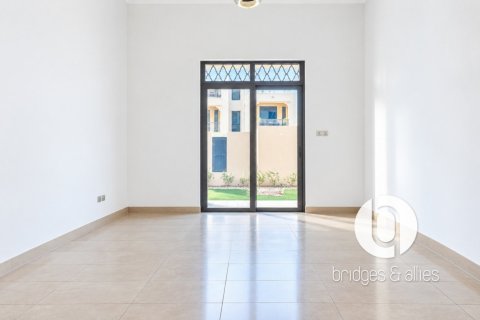 Apartment in Old Town, Dubai 1 bedroom, 127 sq.m. № 137725 - photo 2